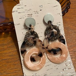 🎀 Statement Earrings 🎀